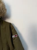 Tommy Hilfiger kabát / parka péřový, velikost M — second hand, velmi dobrý — detail 2