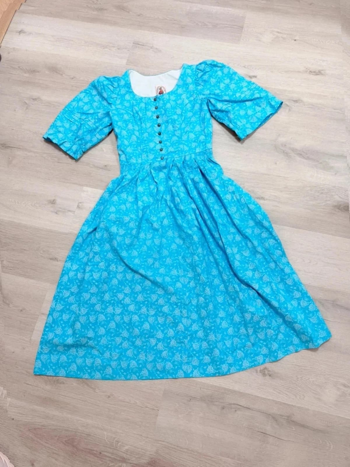 bavorské šaty / kroj Salzburger, velikost XS — second hand, velmi dobrý