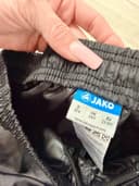 Nepromokavé kalhoty Jako, velikost 164 — second hand, velmi dobrý — detail 3
