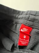 Nike Air tepláky, velikost M — second hand, dobrý — detail 6