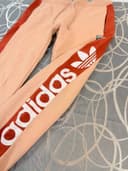 Tepláky Adidas, velikost S — second hand, dobrý — detail 2