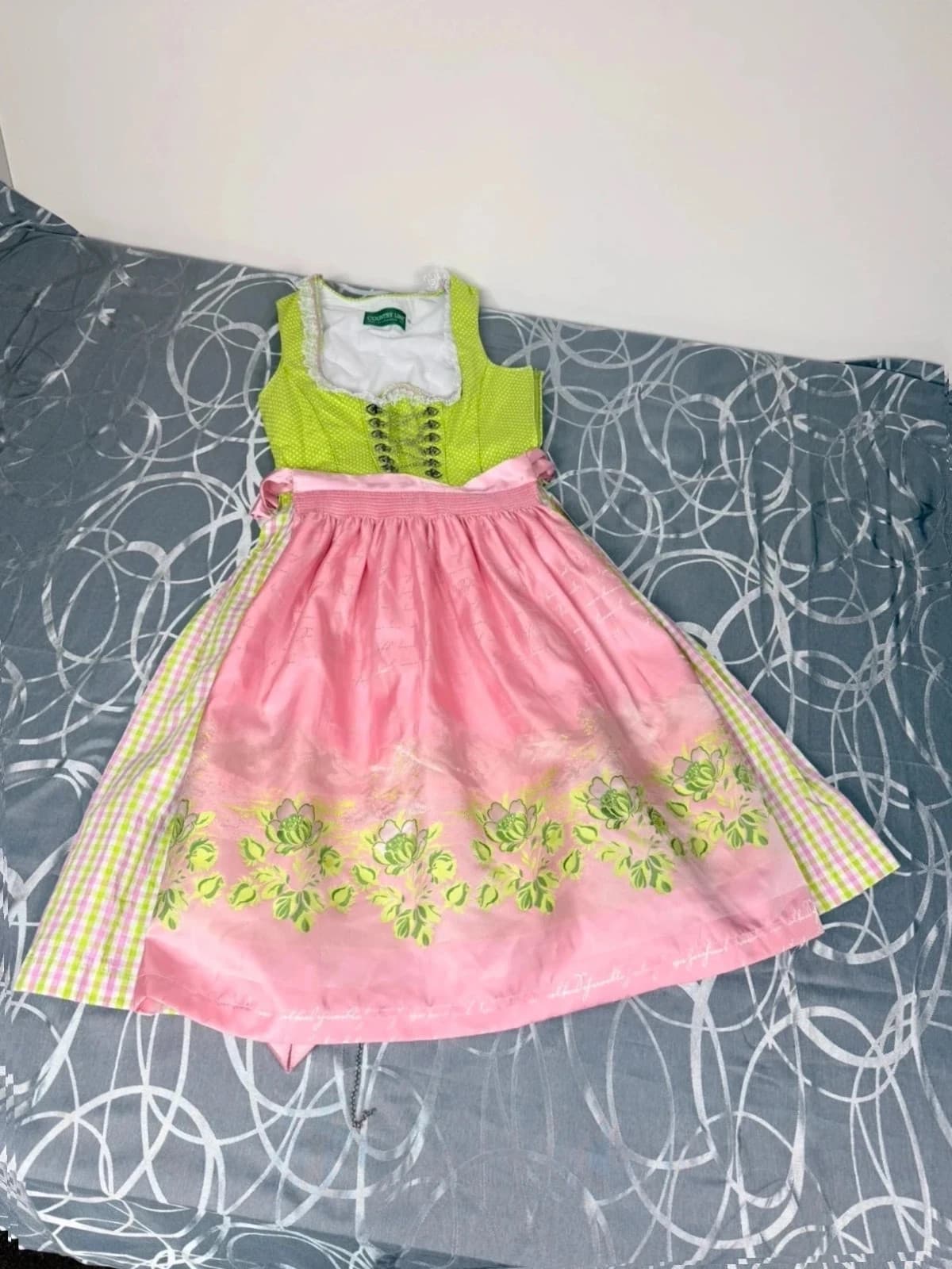 Country line bavorské šaty / dirndl / kroj, velikost 32 — second hand, velmi dobrý