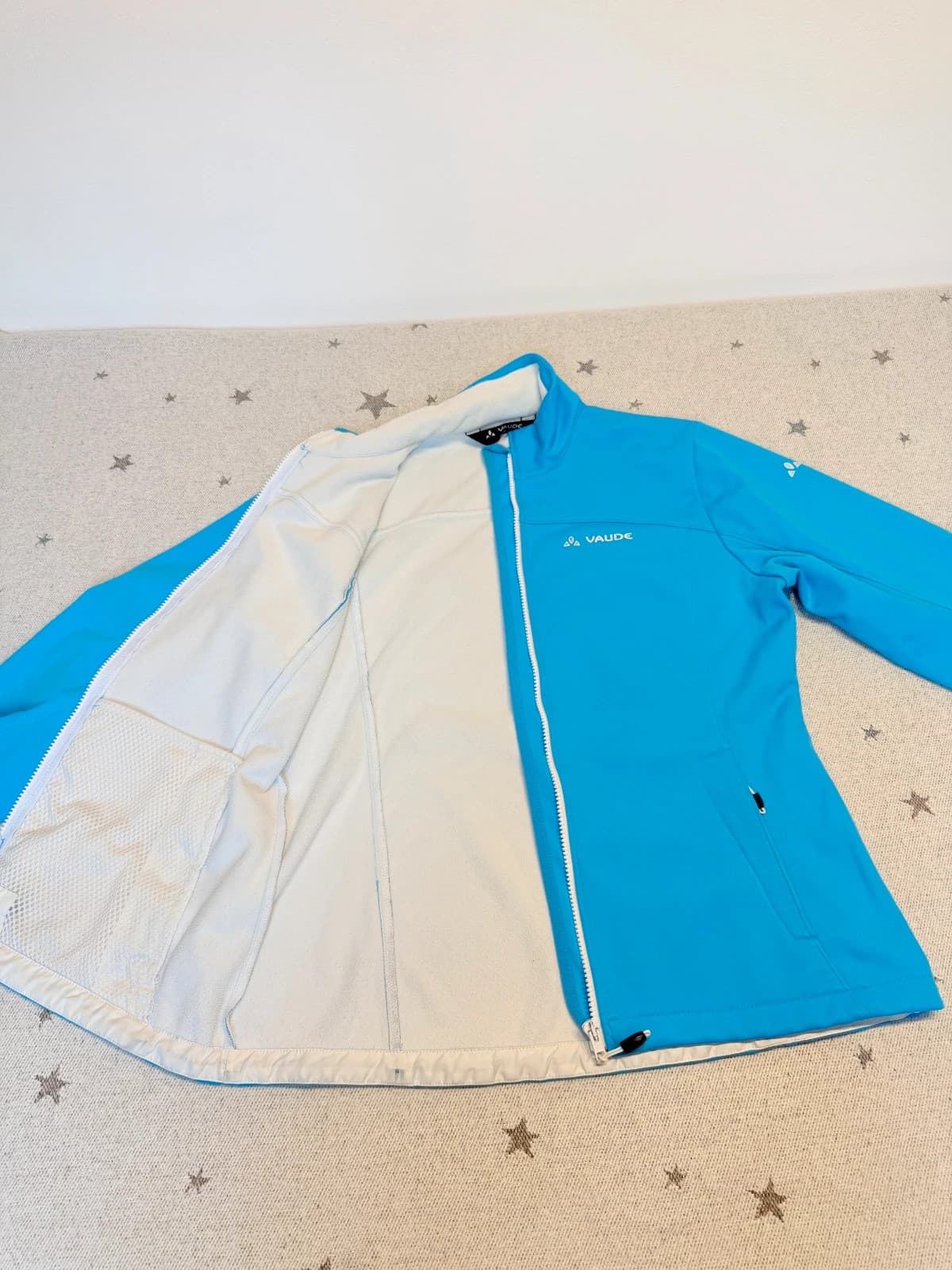 Vaude softshellová bunda, velikost M — second hand, velmi dobrý