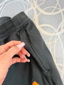Adidas tepláky, velikost M — second hand, velmi dobrý — detail 6