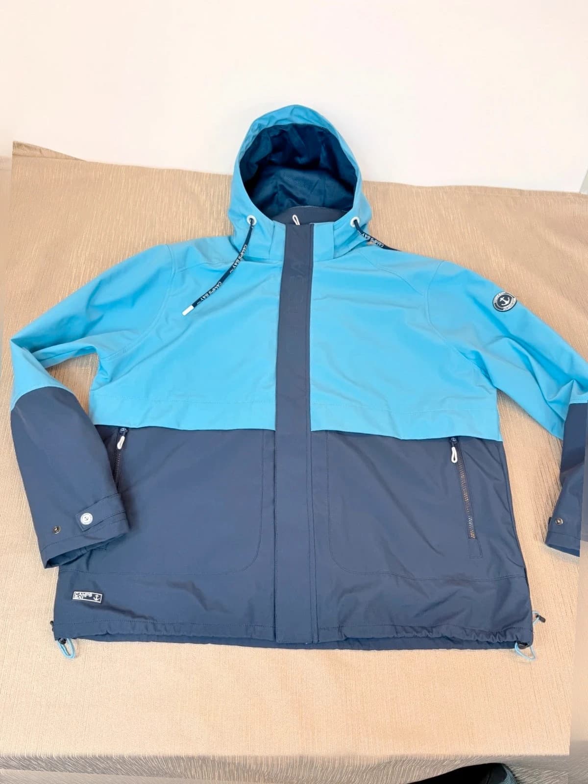 Camps Bay bunda, velikost 4XL — second hand, velmi dobrý