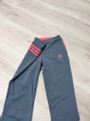 Tepláky Adidas, velikost XS — second hand, velmi dobrý — detail 2
