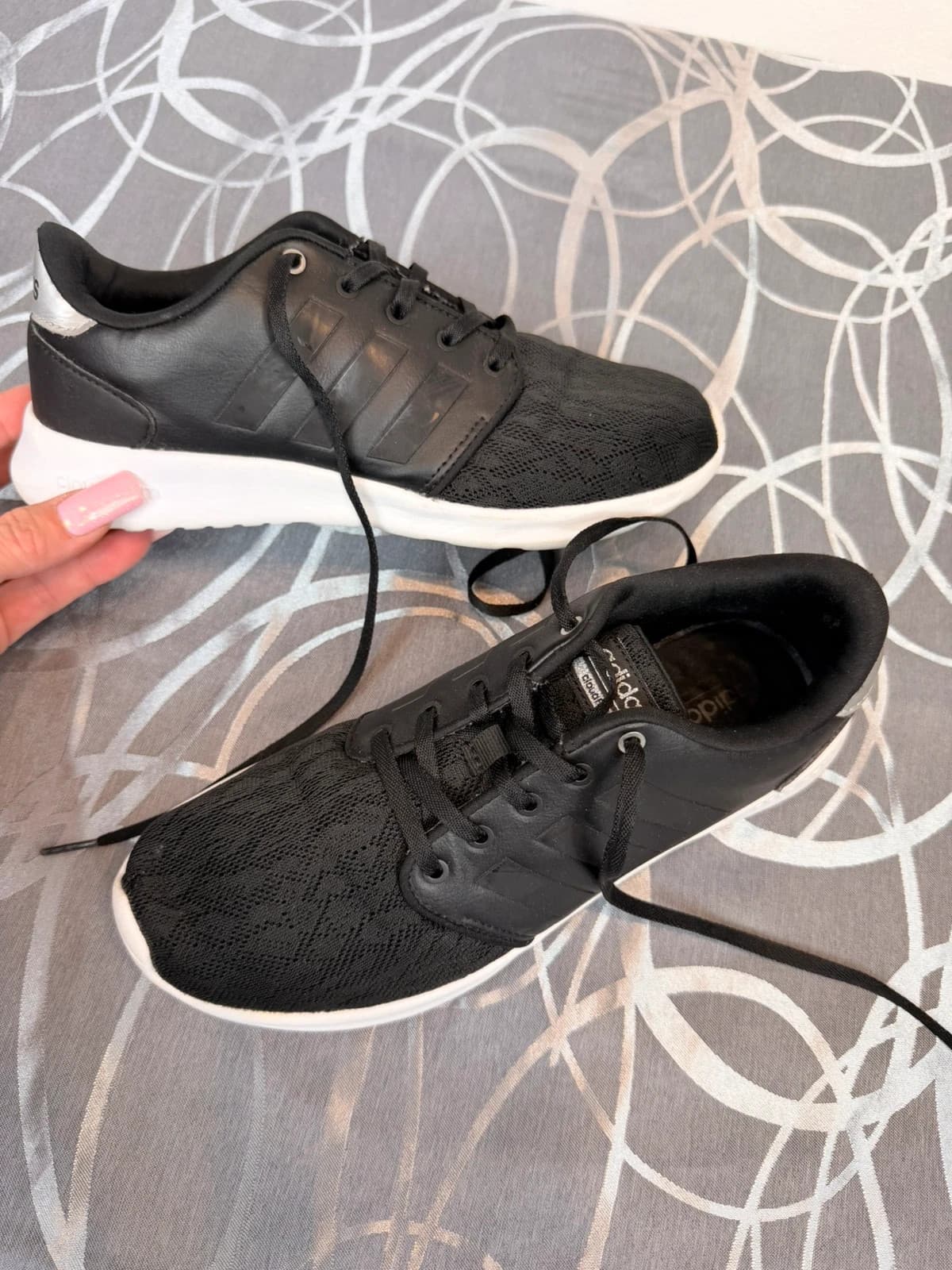 Adidas tenisky, velikost 37 — second hand, velmi dobrý