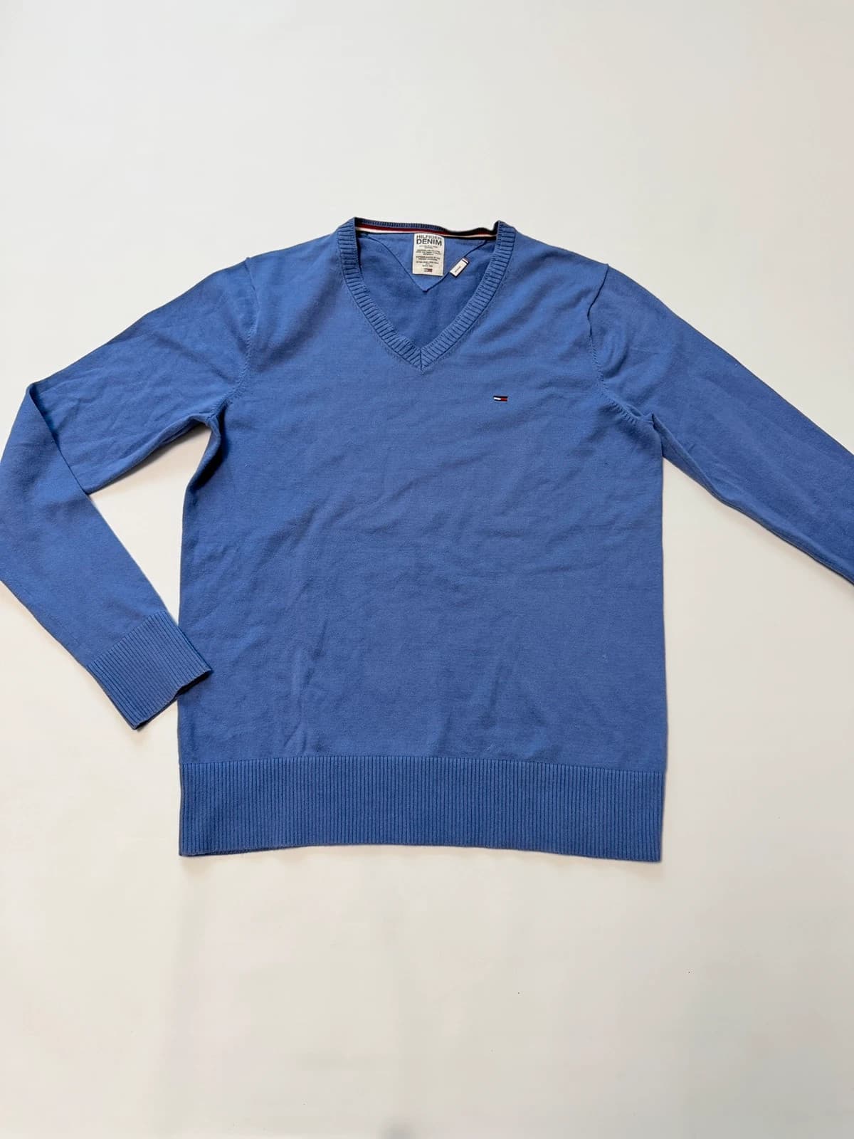 Tommy Hilfiger svetr, velikost M — second hand, velmi dobrý