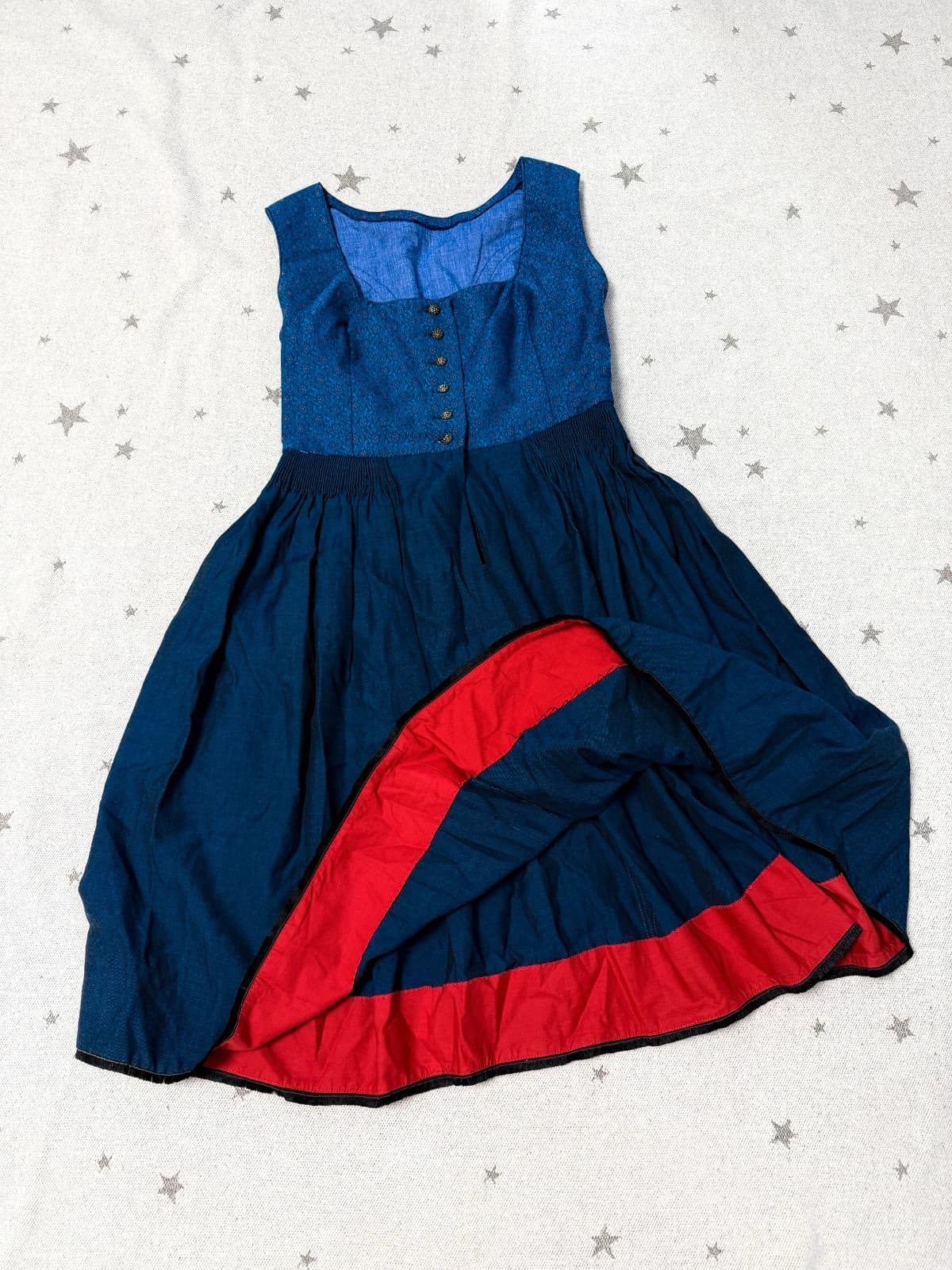 Bez značky Bavorské šaty / kroj, velikost 38 — second hand, velmi dobrý