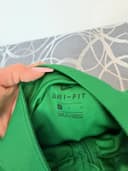 Nike dri-fit mikina, velikost L — second hand, velmi dobrý — detail 2