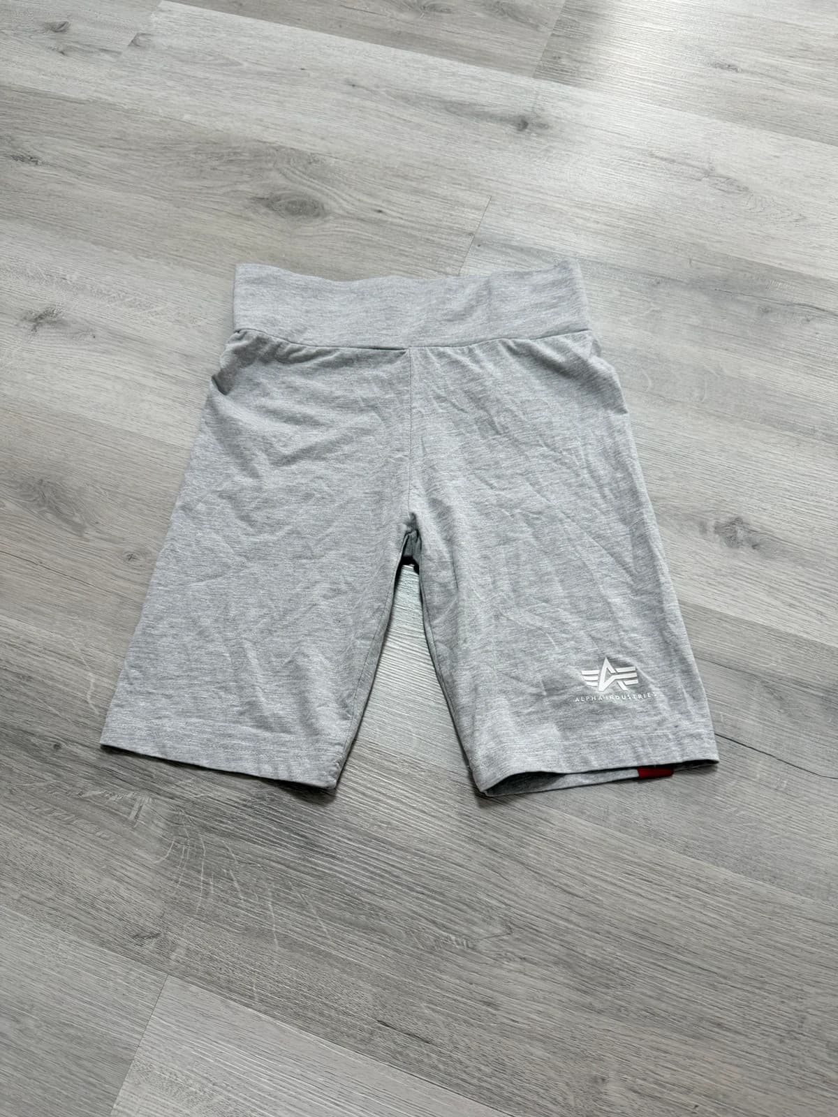 Alpha Industries kraťasy, velikost S — second hand, velmi dobrý
