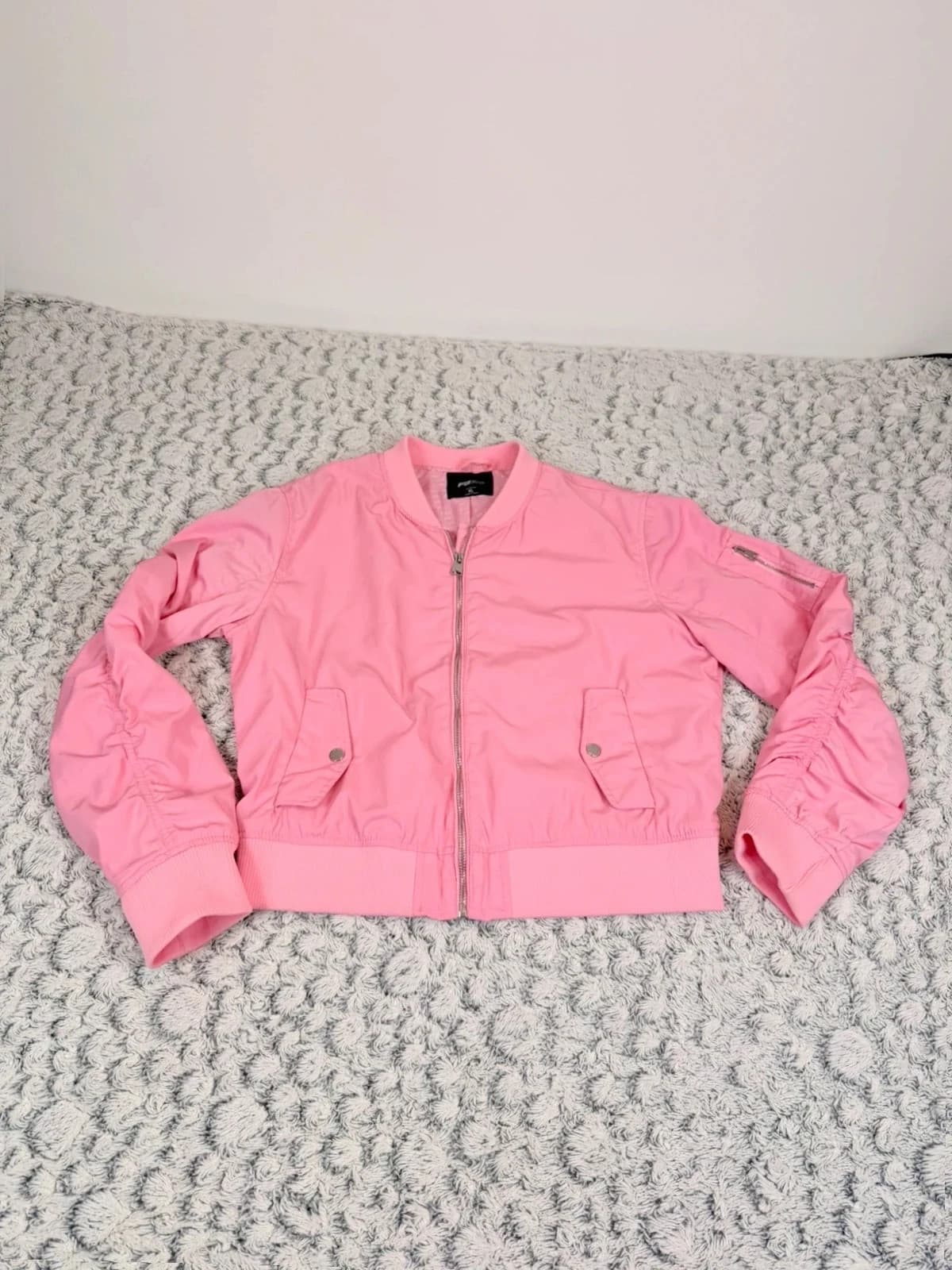 FB Sister bunda / bombr, velikost XL — second hand, velmi dobrý